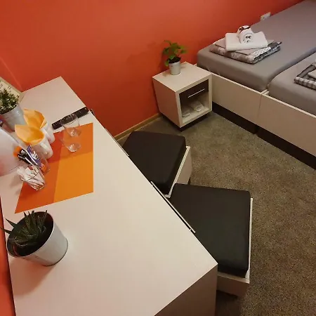 Oldbrick Pub 松博尔